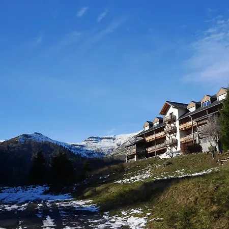 Recente Au Lioran A Proximite Des Remontees Mecaniques *